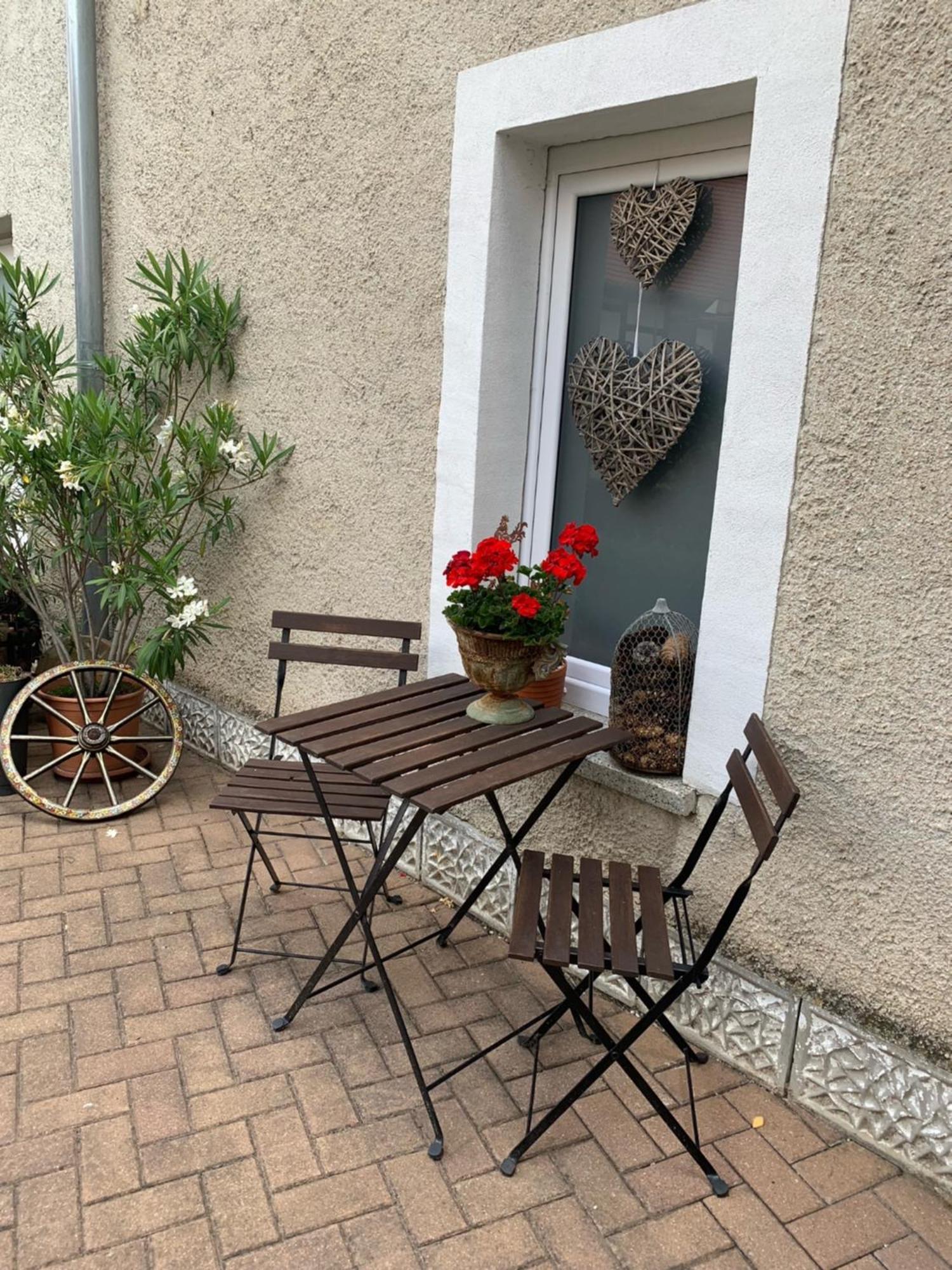 Ferienwohnung Zur Alten Eiche Frohburg Стая снимка